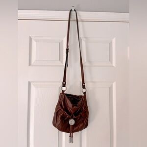 Brown leather crossbody bag